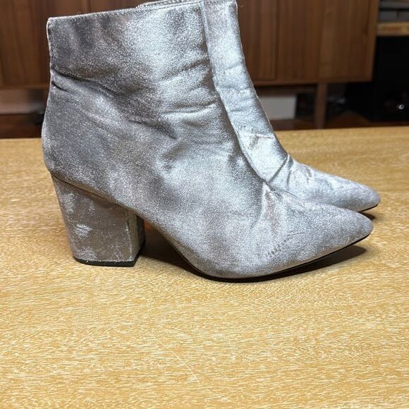 Steve Madden Stable Velvet Booties - Picture 2 of 9